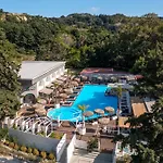 Bamboo Suites Hotel
